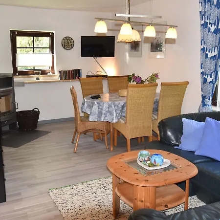 Modern Bungalow In Kropelin With Meadows Nearby * Einhusen (Rostock)